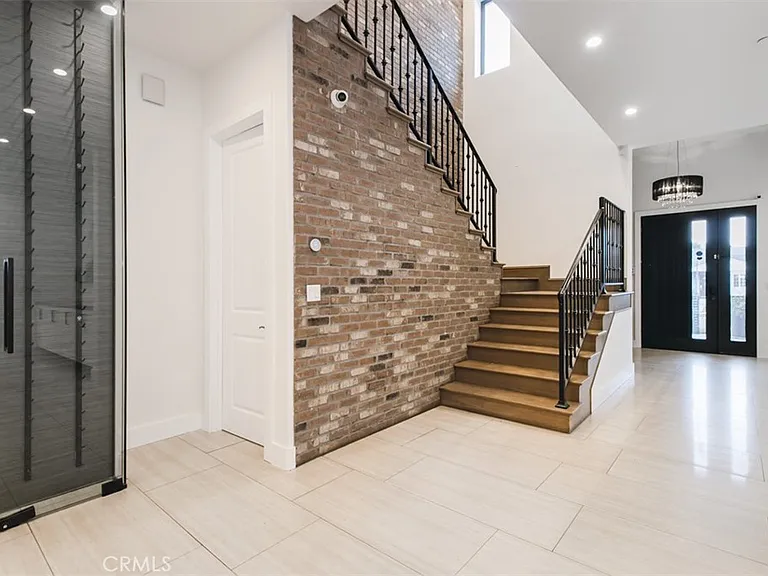 5017 Hesperia Ave — Photo 10