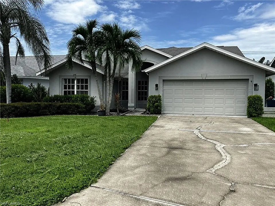 18072 Horseshoe Bay Cir
