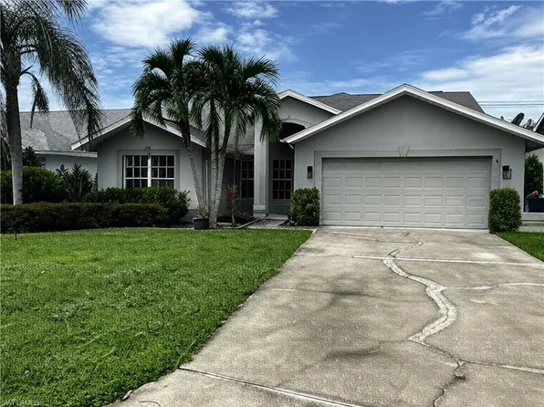 18072 Horseshoe Bay Cir, Fort Myers, FL 33967