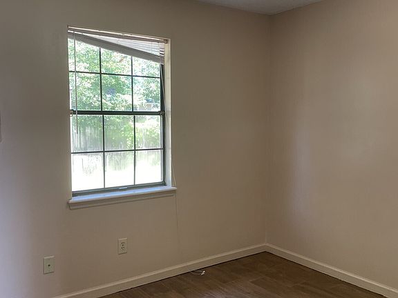 5th image of 500 S Orange Edwards Blvd APT B