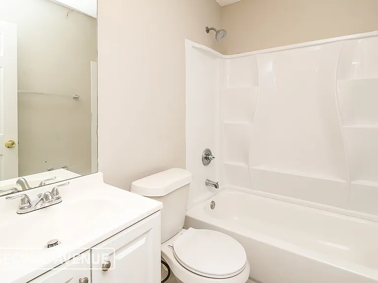 1710 Riverchase Cir NE — Photo 18