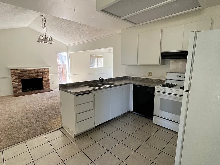 5649 Vista Oak Way — Photo 18