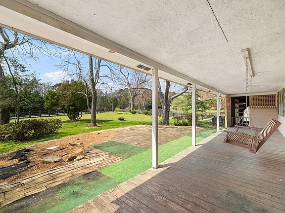 5th image of 16685 Hopewell Rd