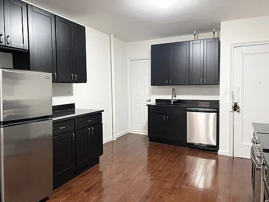 Rented by Corcoran | media 26