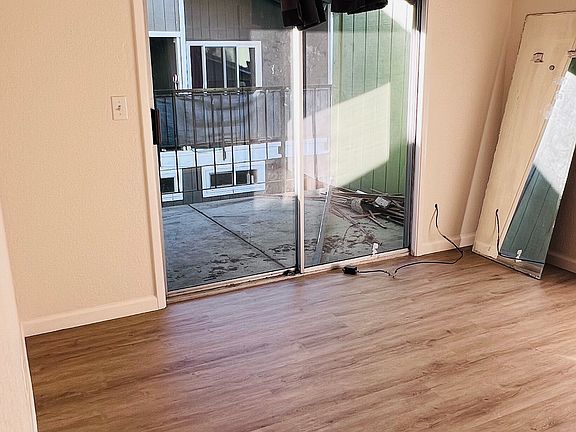 5th image of 2504 Antoine Ct