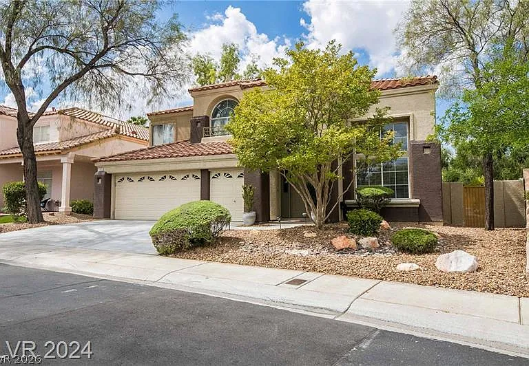 1733 Tesara Vista Pl — Photo 2