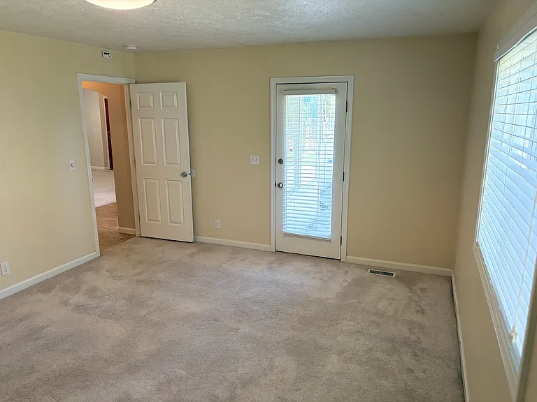 300 W Spicewood Dr — Photo 22