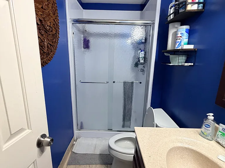 12100 Greenwood Ct #302 — Photo 11