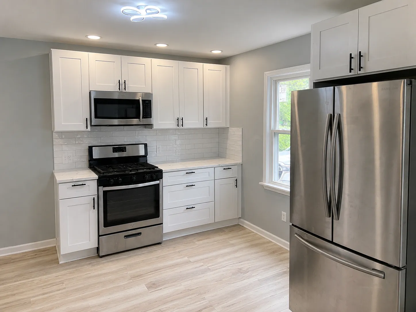3 bed, 1600 sqft, $1,895 — Photo 3