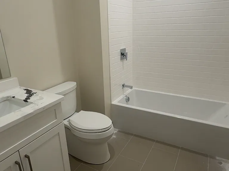 665 Columbia Rd #3 — Photo 7
