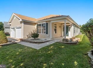 6 Mountain Stream Ct, Barnegat, NJ 08005