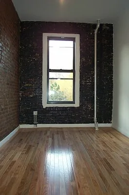 Rented by Tower Brokerage | media 39