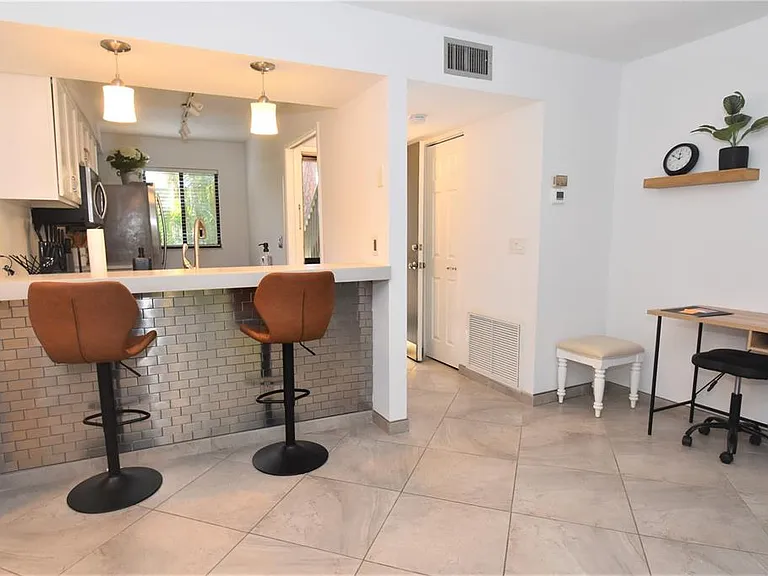 1716 Glenhouse Dr #GL323 — Photo 4