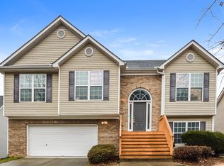 2331 Temple View Ct, Snellville, GA 30078