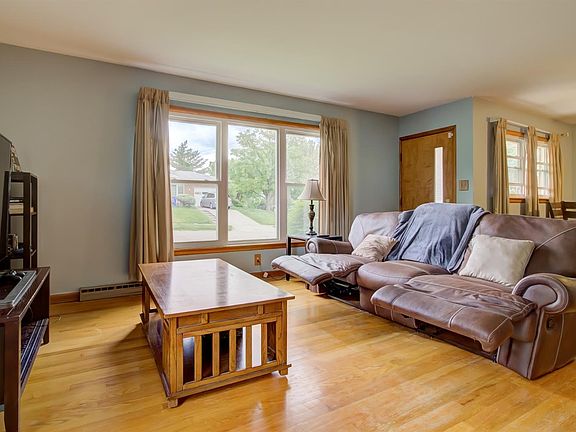 2nd image of 375 Hermay Dr