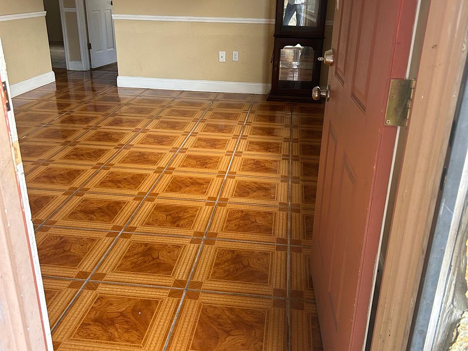 1st image of 5991 45th Ave N
