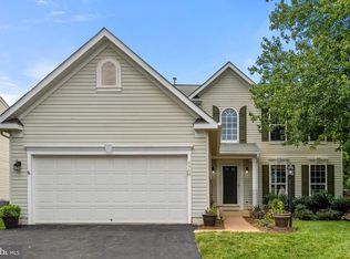 6908 Susquehanna Rd, Gainesville, VA 20155