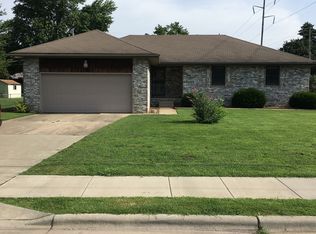 4109 W Mount Vernon St, Springfield, MO 65802