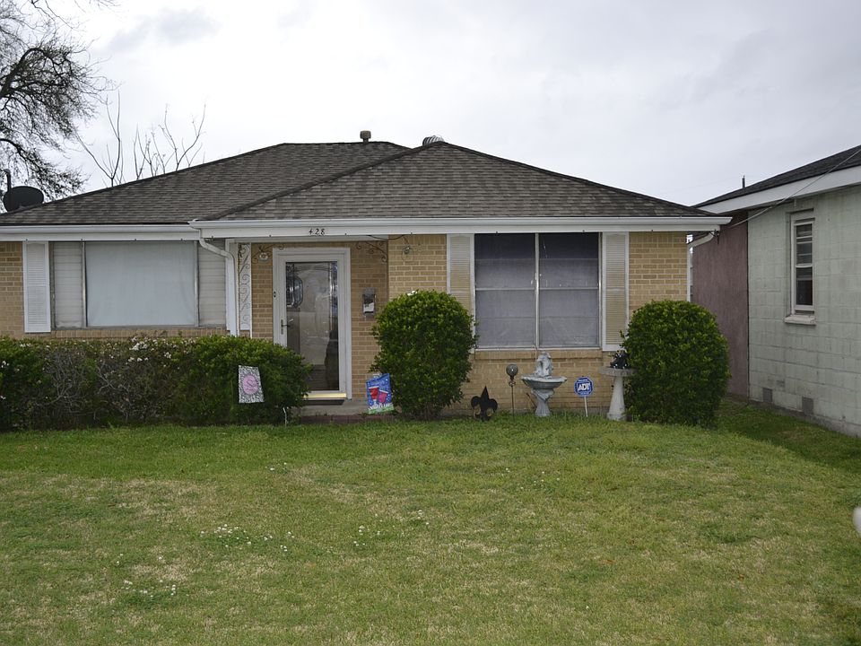 1st image of 428 Farrington Dr