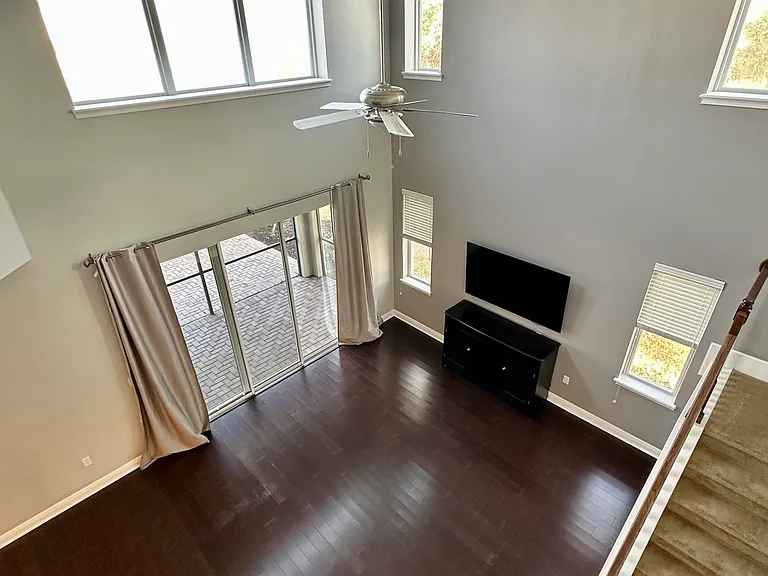 7922 Hampton Lake Dr — Photo 11
