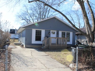 2505 20th St, Zion, IL, 60099