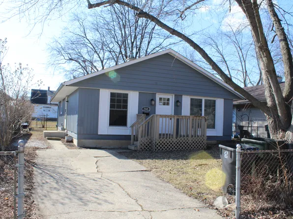 2505 20th St, Zion, IL 60099