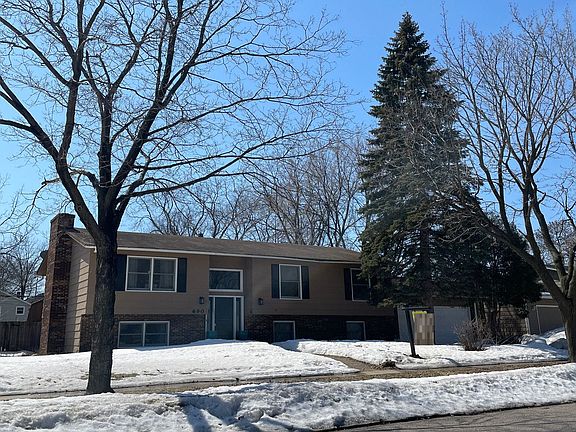 3rd image of 690 Iglehart Ave