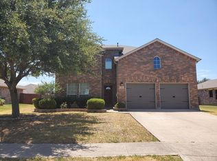 213 Spruce Trl, Forney, TX 75126