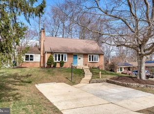 8806 Cromwell Dr, Springfield, VA 22151