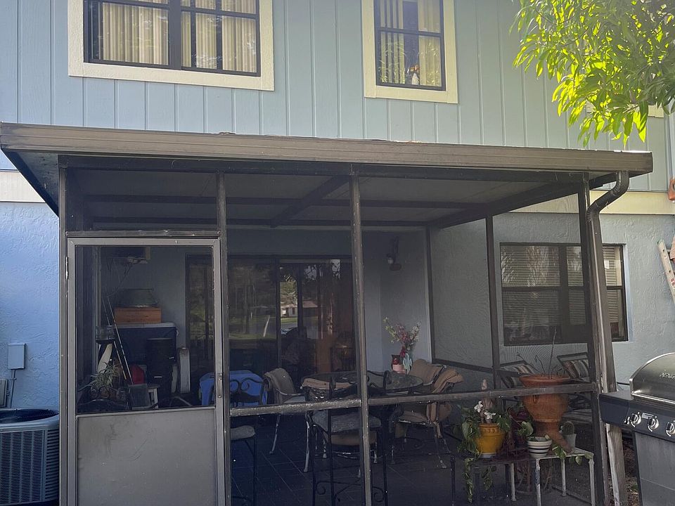 2nd image of 5165 Tennis Lane #5165