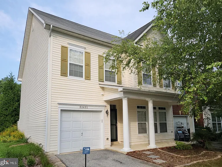 23431 Dahlia Cir — Photo 1