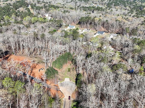 3rd image of 105 Crestview Rd