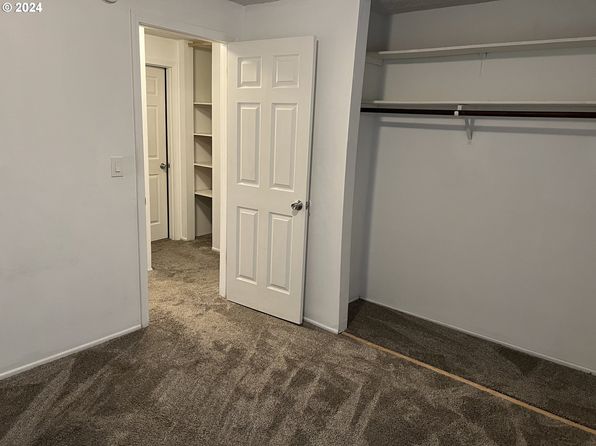 portland-oregon-53990977 picture