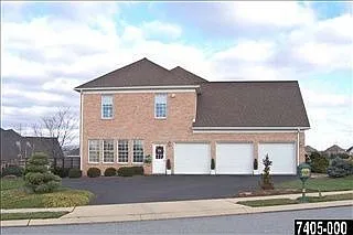 1398 Stonehenge Dr photo 1