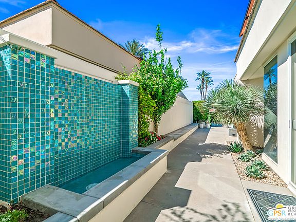2nd image of 75624 Vista Del Rey Dr