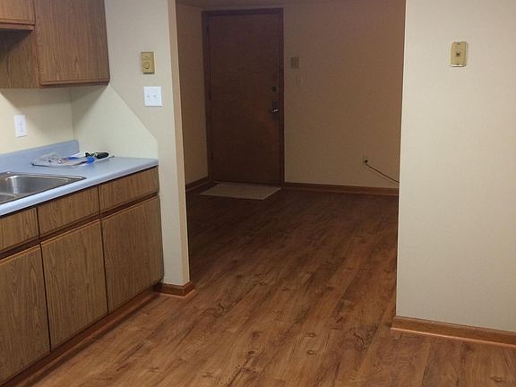 Kitchen to living room