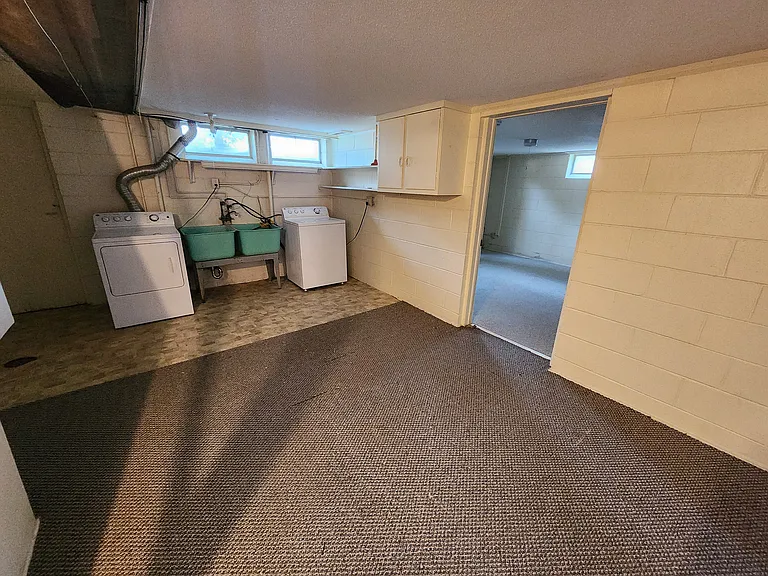 851 5th Ave S #2 — Photo 16