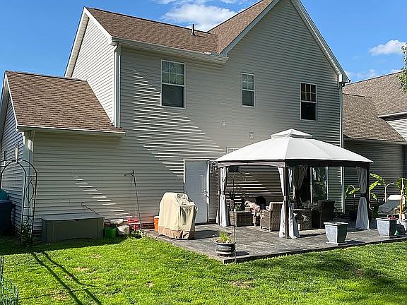3rd image of 3506 Sandlewood Dr