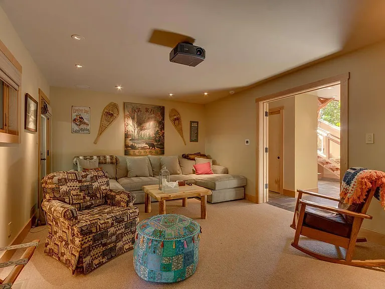 365 Fairway Dr — Photo 18