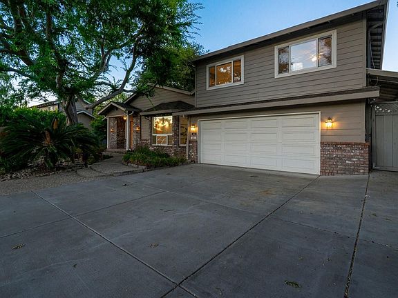 3rd image of 14836 Elton Dr