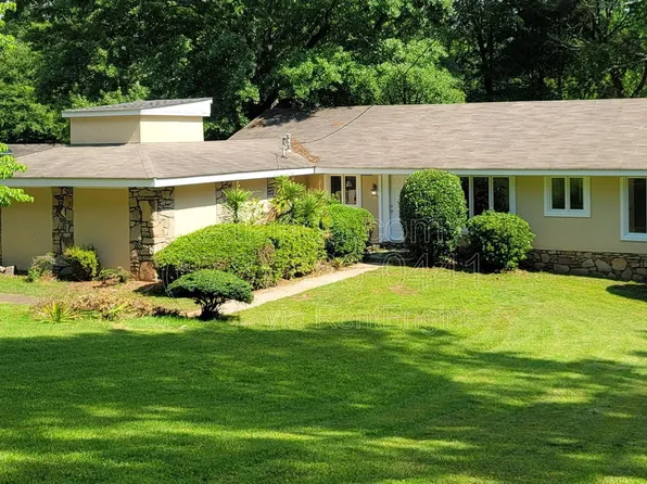 4216 Smithsonia Ct, Tucker, GA 30084