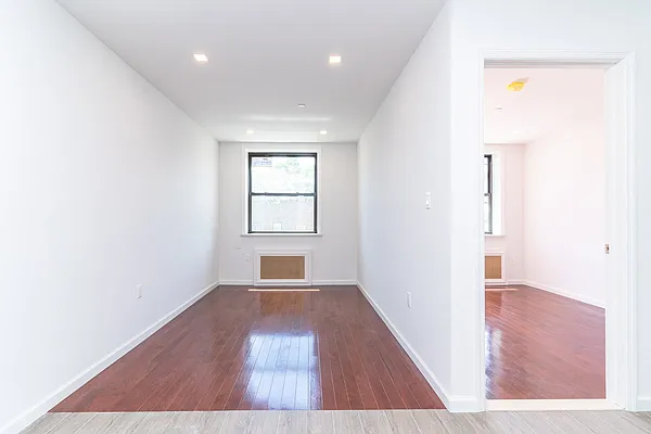Rented by MySpaceNYC | media 18