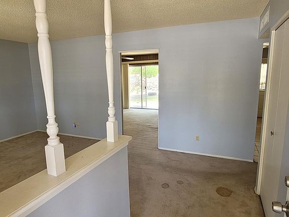 4th image of 10341 Blackwood Ave