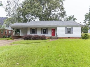 414 Crockett Ave, Philadelphia, MS 39350