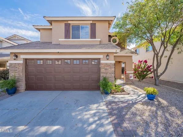 1899 W PROSPECTOR Way, San Tan Valley, AZ 85144