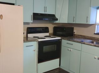 7498 Emerson St, Navarre, FL 32566