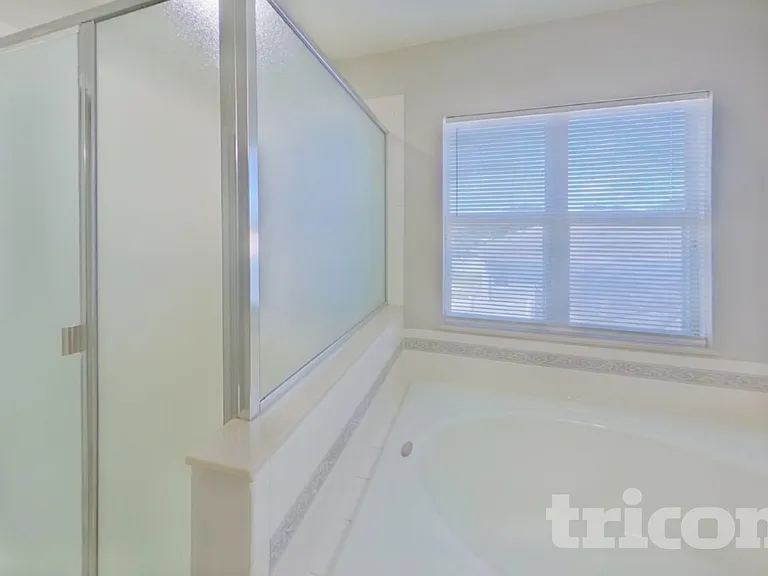 1815 Honeydew Ct — Photo 15