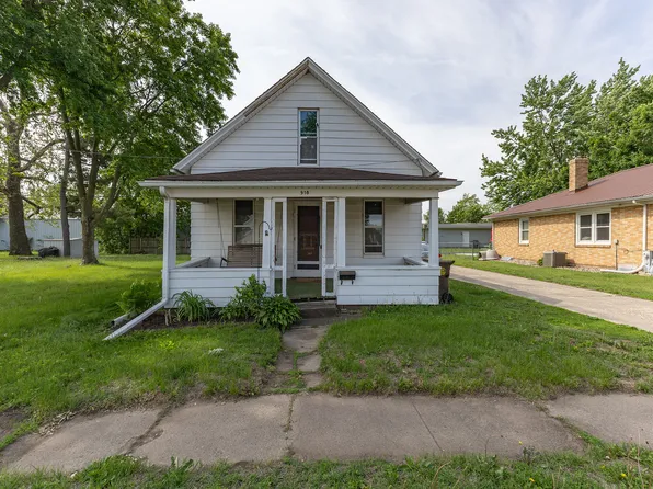 918 16th Ave, Fulton, IL 61252