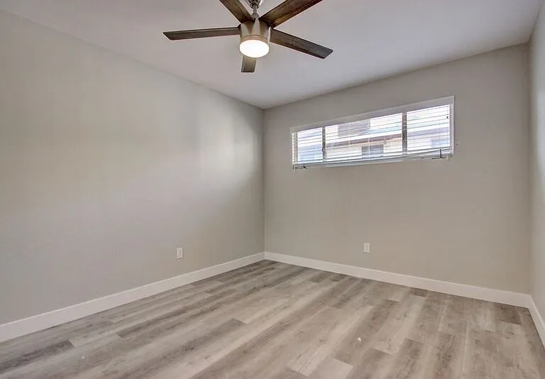 4659 Oregon St — Photo 9