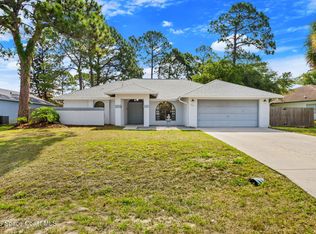 221 Seahorse Cir SE, Palm Bay, FL 32909